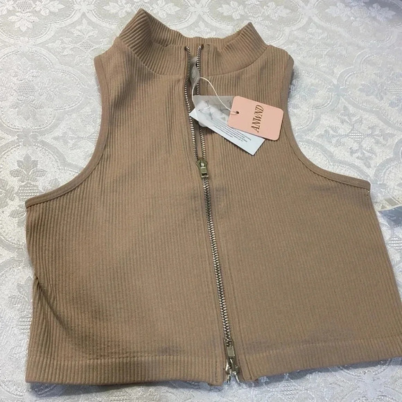 ANWND  Kids tank top M/L - Picture 4 of 17